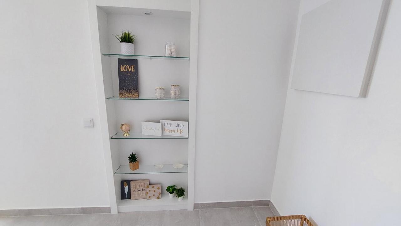 Apartamento Kelyfos Beach By Feriascomsol Quarteira Ngoại thất bức ảnh